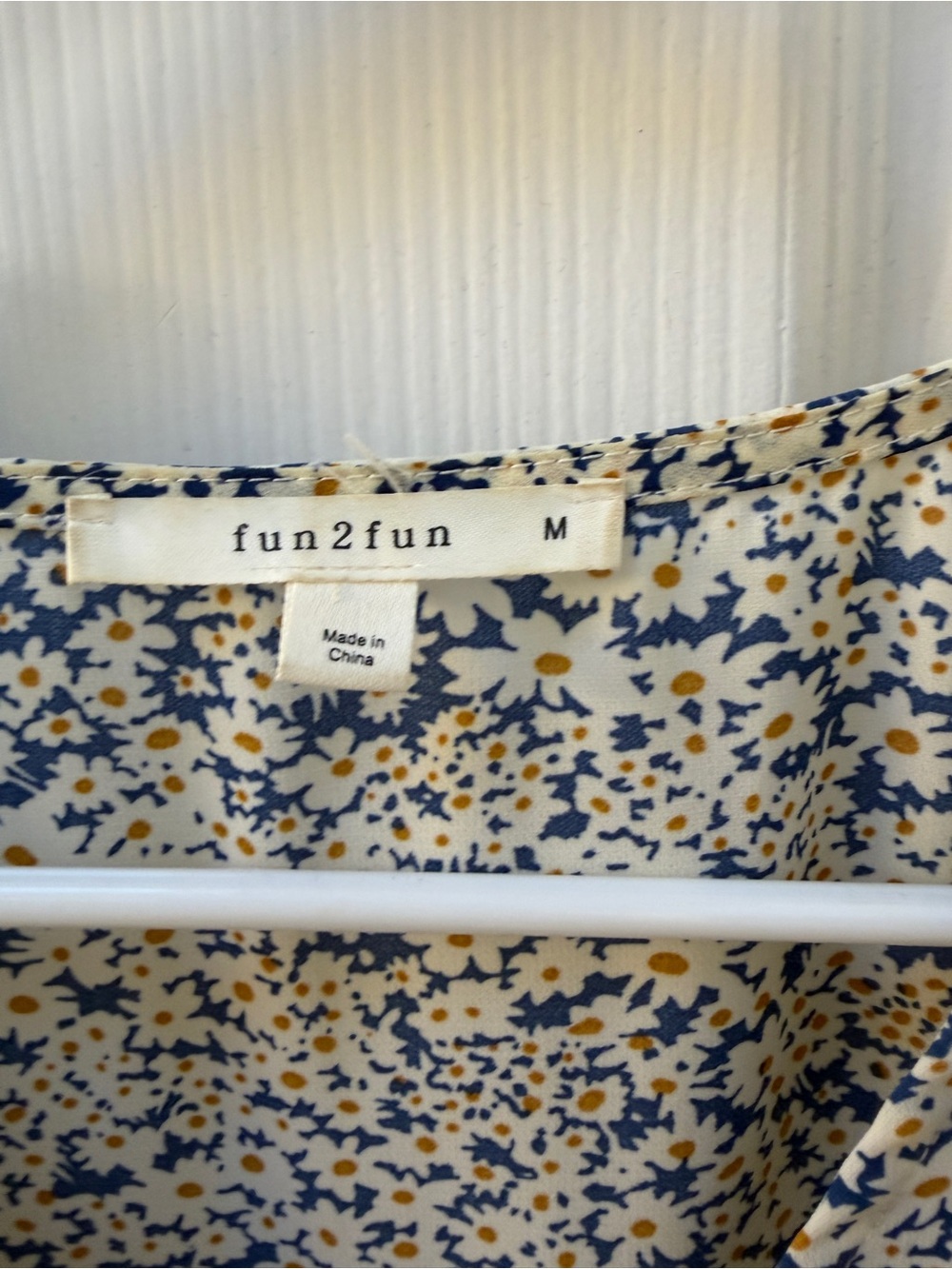 Stitchfix Lexy Floral Button Front Blouse Medium - Picture 4 of 10